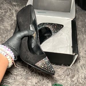 Sweet Touch Rhinestones Pumps